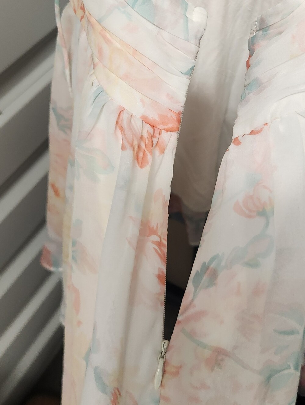 Abercrombie & Fitch Pastel Floral Chiffon Plunge Open Back Mini Dress M - Picture 10 of 15